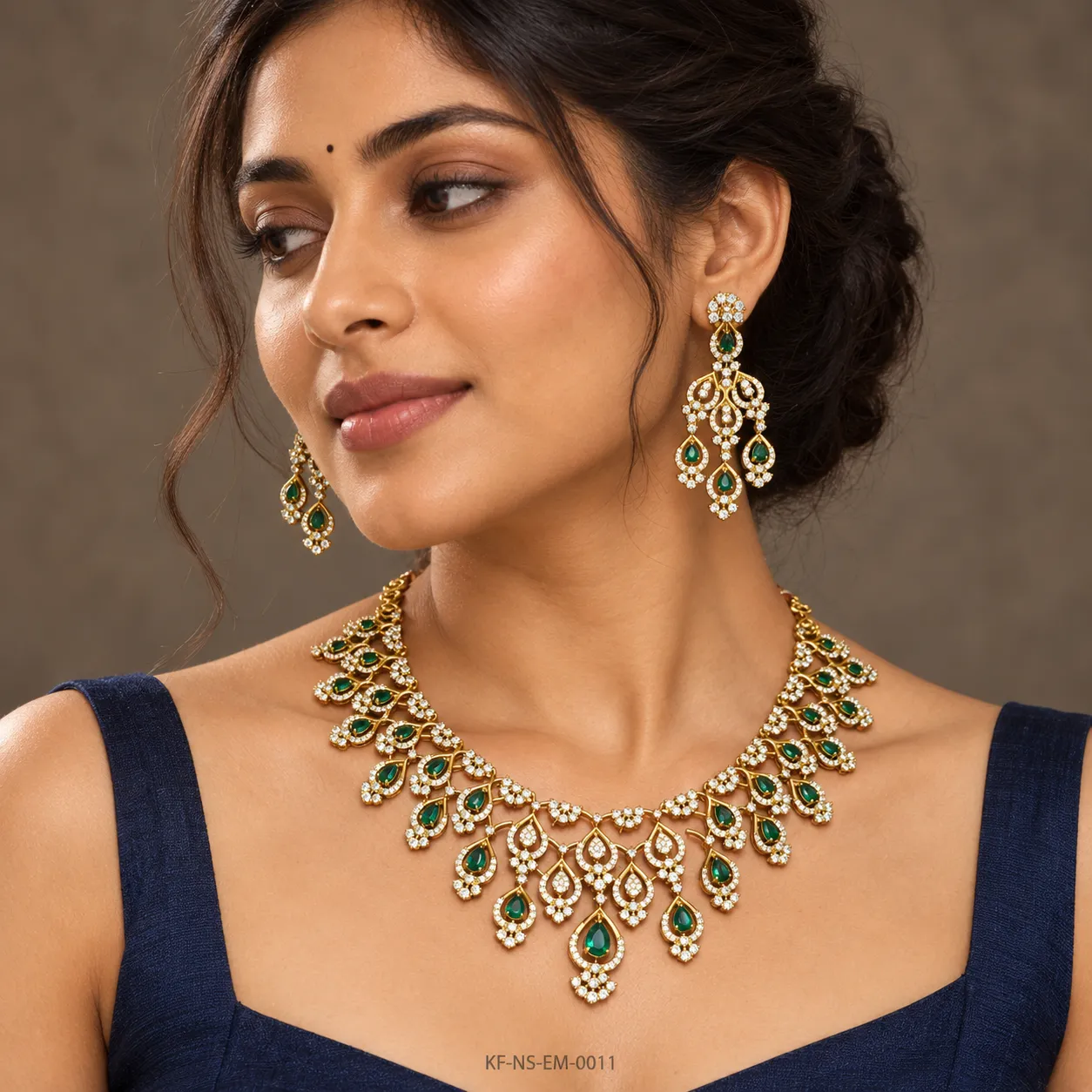 KF-NS-EM-0011__Emerald-Garden-Royale-Designer-Neck-Set__04-Contemporary-Model-Portrait-compressed-ndt-tools